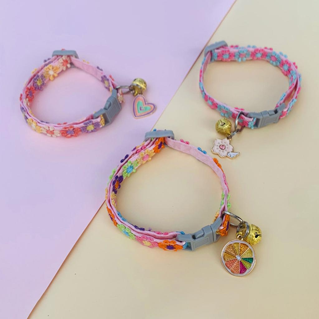 1 Stück Haustierhalsband mit Glöckchen Cartoon Pfotenabdruck Bunt Hund Welpe Kätzchen Halsband Verstellbar Sicherheitsglocke Klingel Halskette Haustier Zubehör