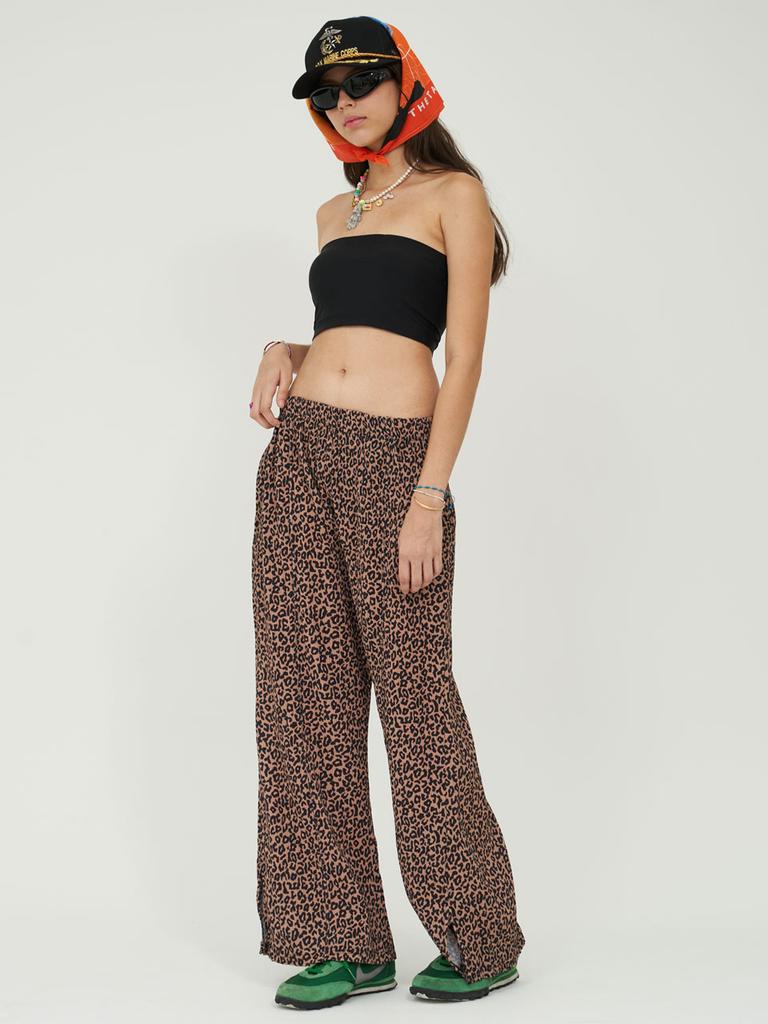 Aepeuteohompati Hoka Pants