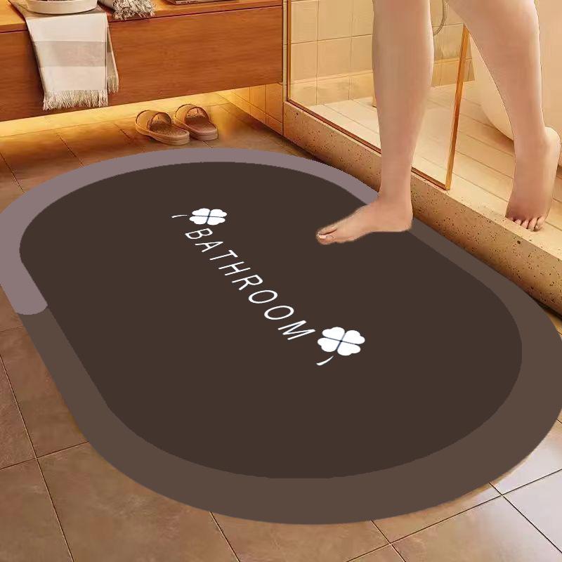 Minimalist Non-Slip Diatomaceous Earth Bath Mat - Absorbent, Dirt-Resistant, Easy-to-Clean Doormat for Bathroom and Entrance.