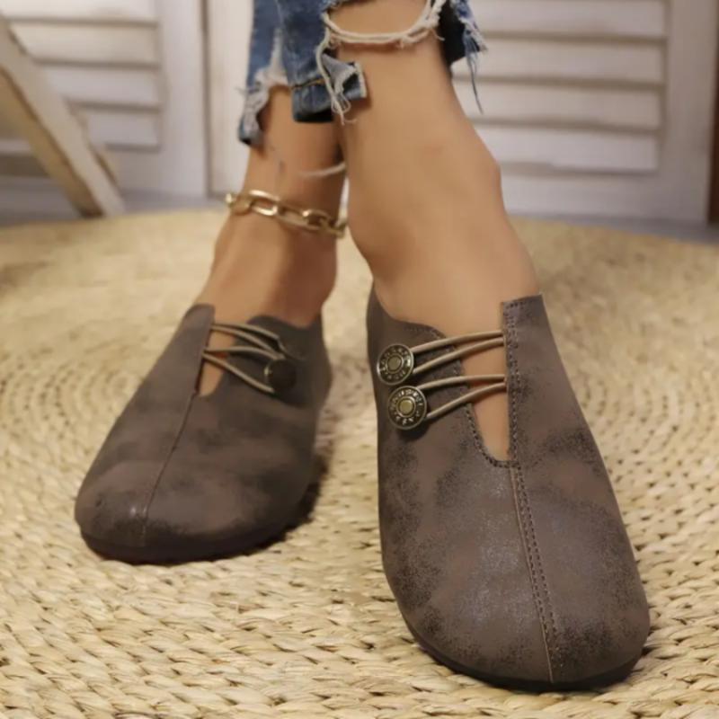 2026 Spring/Autumn New Slip-On Casual Shoes for Women - Large Sizes Minimalist Flat Sole Shoes, Versatile Commuter Shoes