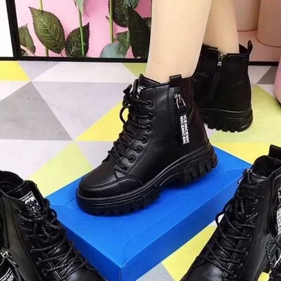 1 Pair Winter Women Boots Thick Flat Sole Faux Leather Side Zipper Solid Color Lace Up Soft Thermal Heat Retention Slip-on Anti-skid Shoes