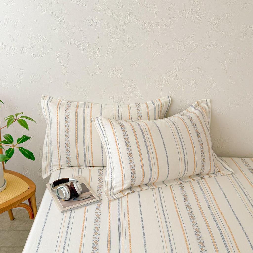 Cotton Printed Romantic Pillowcase Pair - Skin-Friendly & Breathable Cover Set