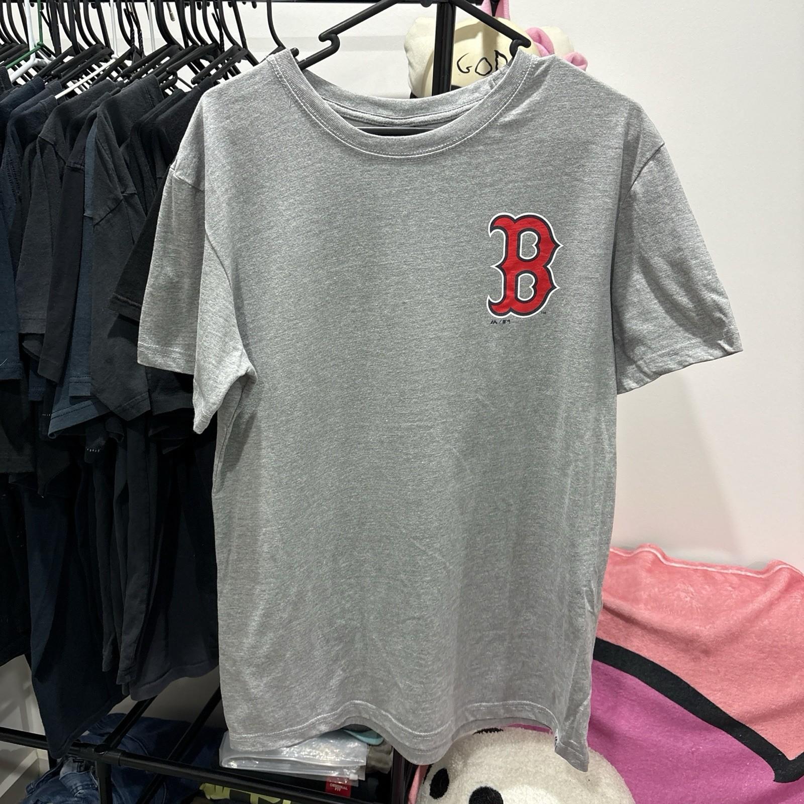 Boston Red Sox MLB t shirt Majestic tag Size L Unisex T-Shirt XL