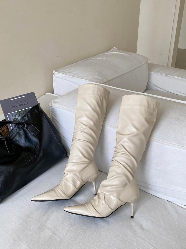 2025 autumn new pointed thin heel high heel temperament thin French fashion sexy beauty female Internet celebrity short boots