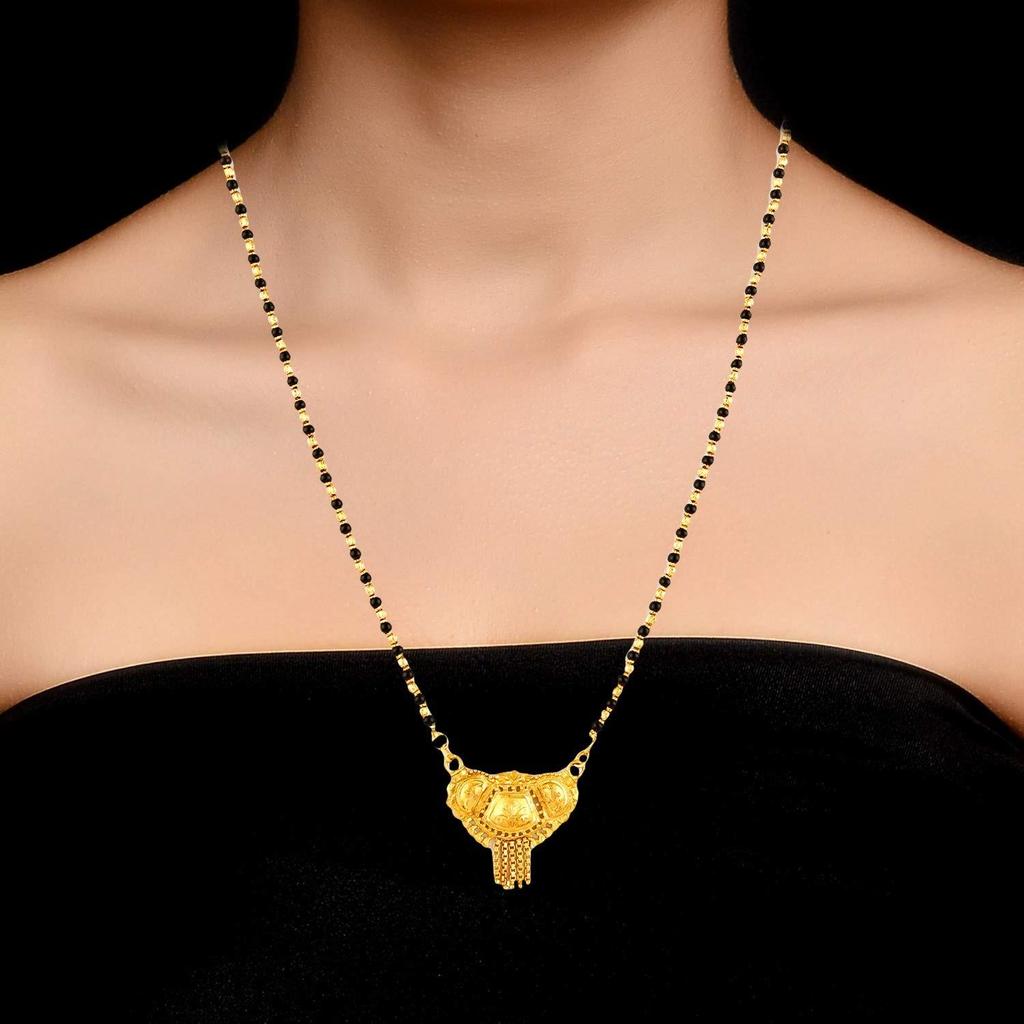 Svart och Guldpläterad Koppar Ett Gram Meenakari Maharashtrian Wati Mangalsutra för Kvinnor