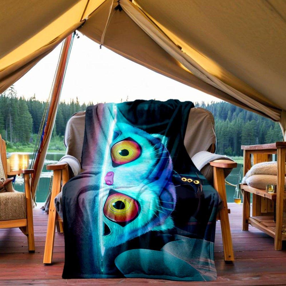 

Whimsical Cat with Trippy Eyes Wall Art Print Blanket Lightweight Flannel Throw Blanket for Sofa, Bed, Travel, Camping, Livingroom, Office, 130x150cm