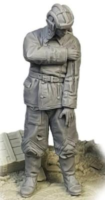 Ardennes Miniatures WWII Tank Crew Member with Wounded Left Shoulder Resin Kit AR35090 1/35 Russian/Soviet Non-Commissioned (Person)