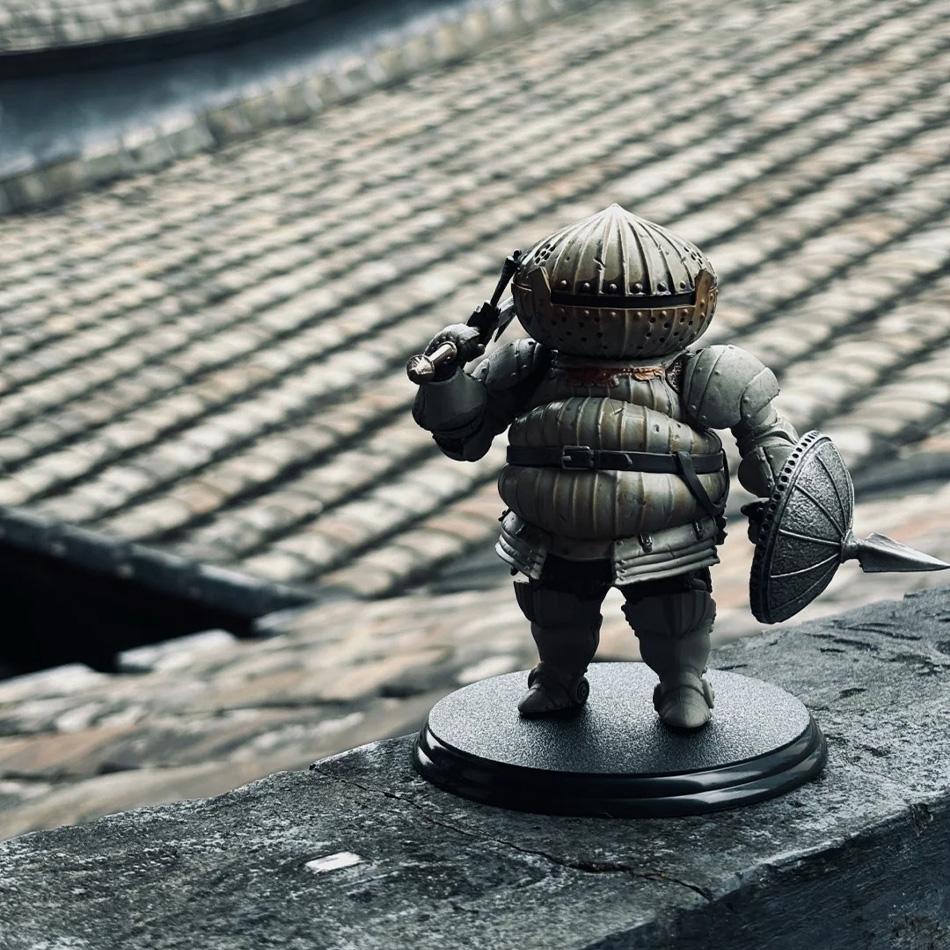 12Cm Dark Souls Figure Solaire Siegmeyer Oscar Ornstein Artorias Action Figure Pvc Statue Collection Model Toy For Children Gift