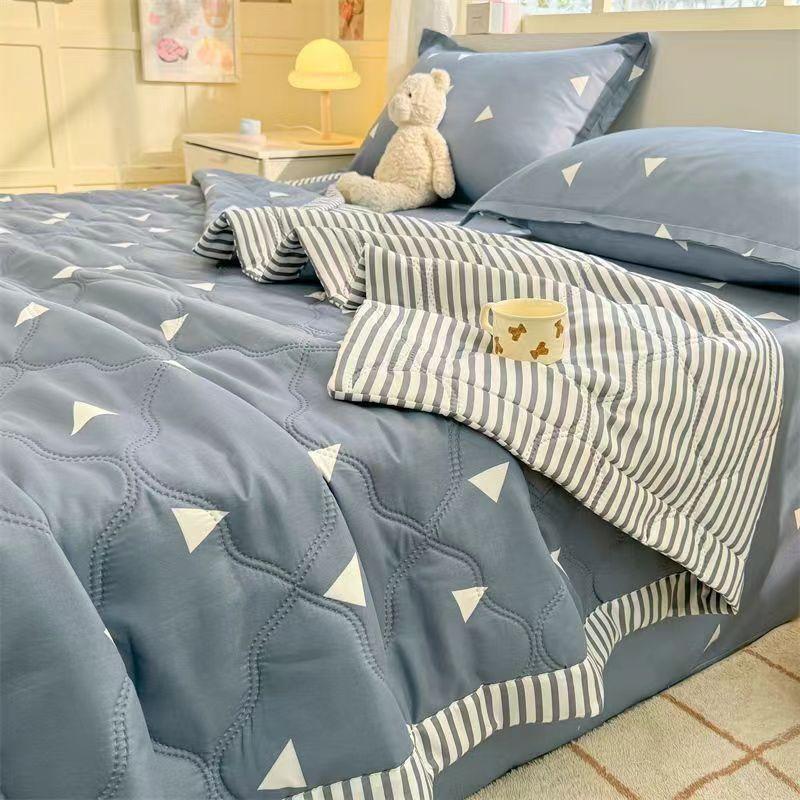 Skin-friendly Summer Thin Quilt Printed Quilt Air-conditioning Quilt Single Double Summer Cool Quilt Soft Bedspread Spring and Autumn Thin Quilt