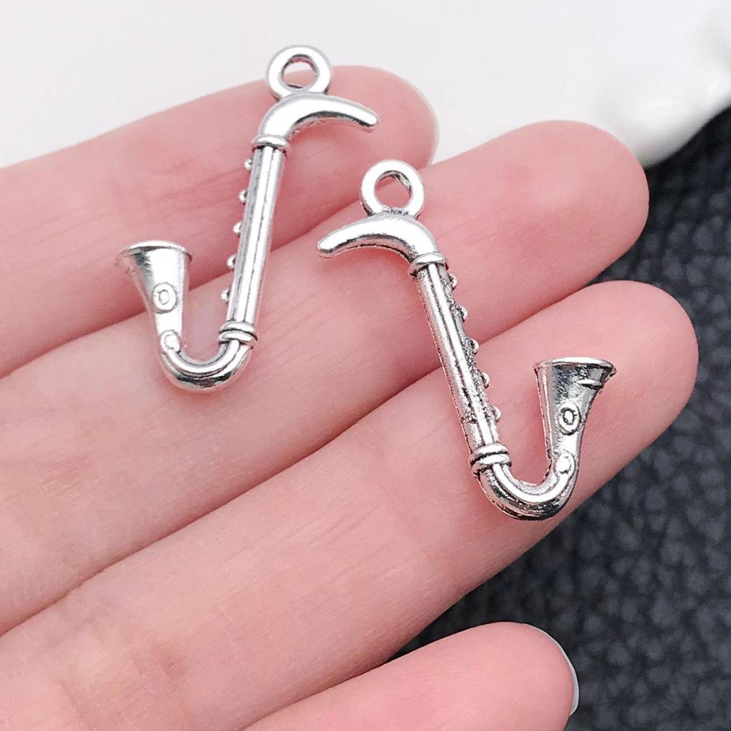 Mixed 30-Piece Musical Instrument Alloy Pendant Set with Guitar, Notes, and Mini Music Jewelry Accessories