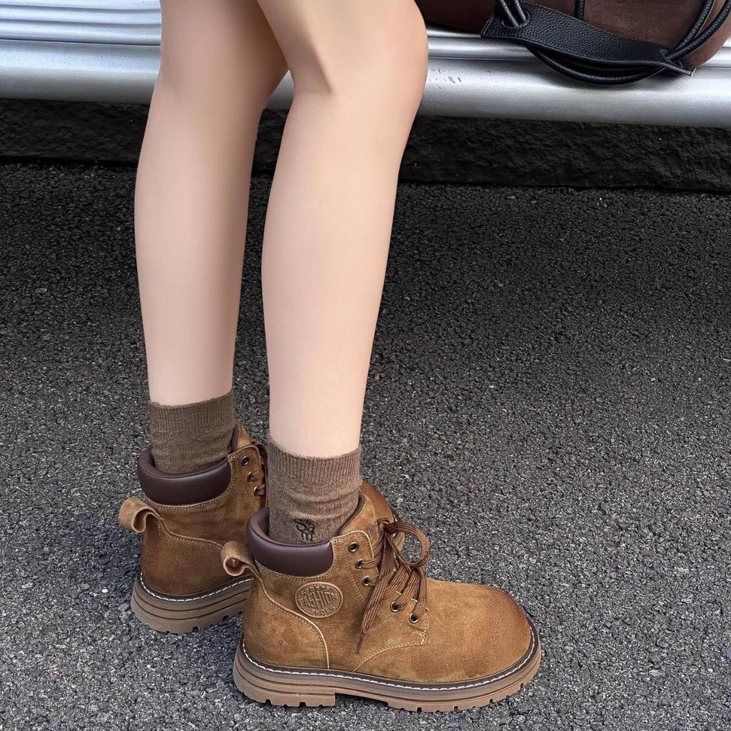 2025 new autumn platform Martin boots women's European station British retro versatile height-increasing casual short boots tooling boots