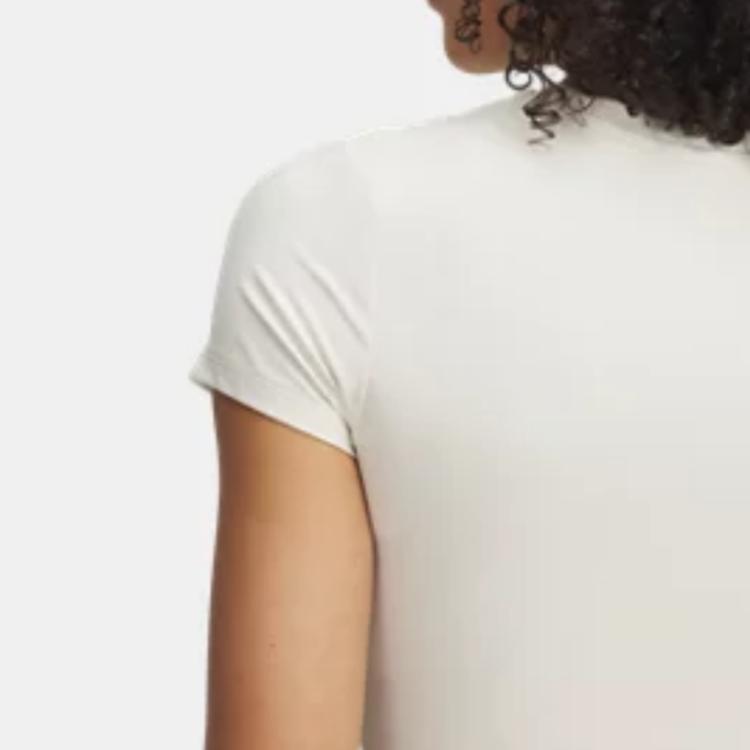 Under Armour Meridian UACore Comfortable Stylish Solid Color Simple Trendy Short Sleeve Regular T-Shirt Women T-Shirts White 6000341-279