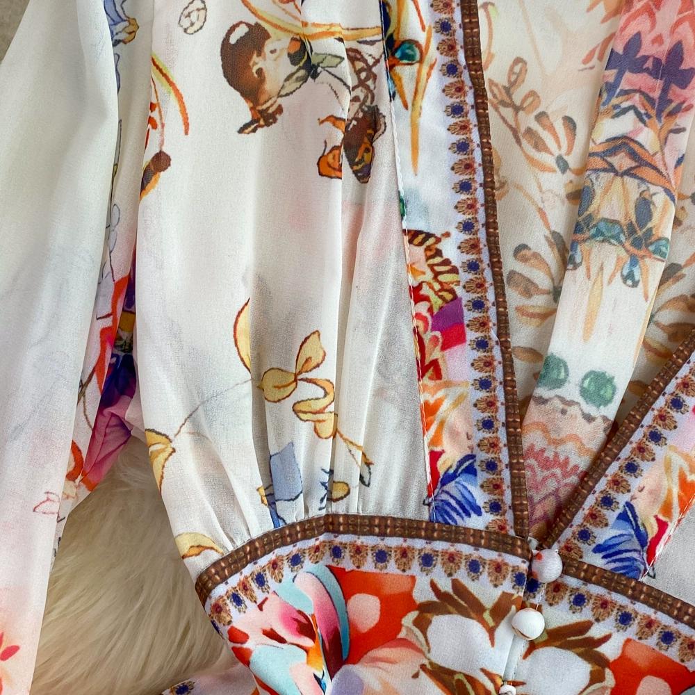 Temperament Sukienka z długim rękawem, dekoltem w serek, talią, jednorzędowa, z nadrukiem i rozkloszowanym dołem