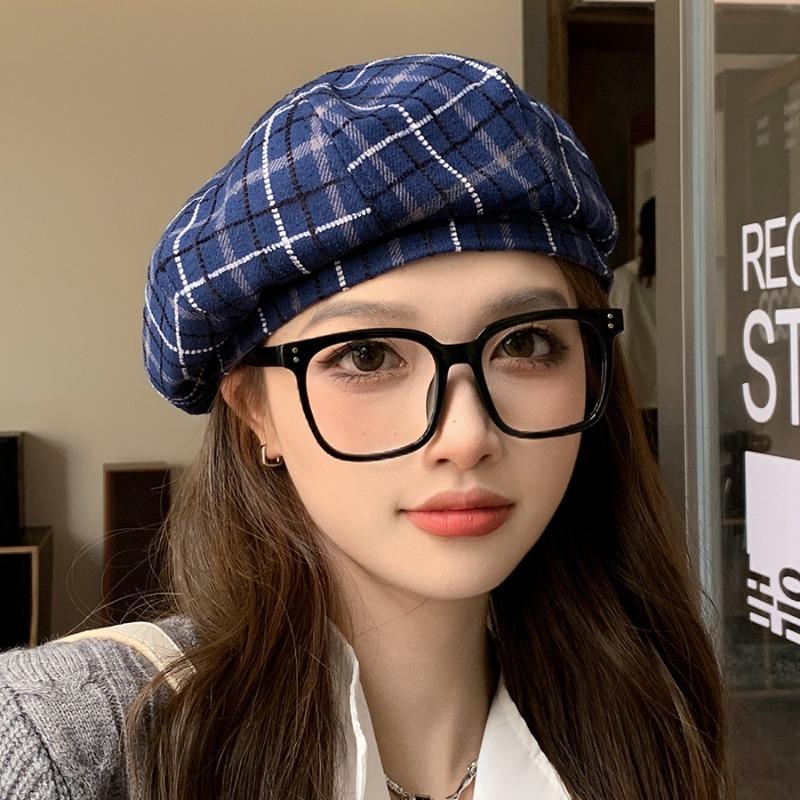Vintage Plaid Beret Hat for Autumn Winter Casual Artist Hat for Women Simple Woolen Beret Hat