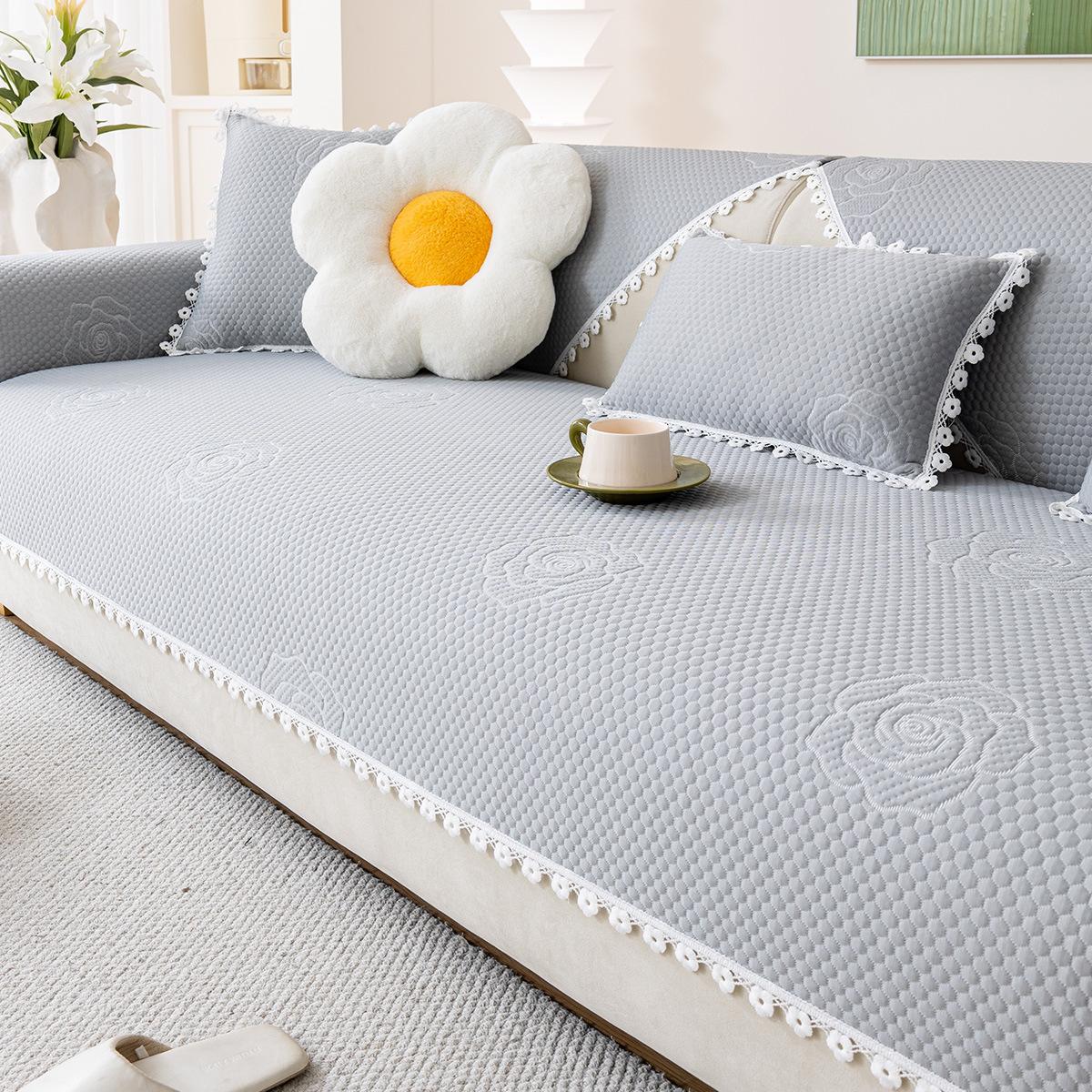 

Летняя охлаждающая подушка для дивана, кружевной нескользящий чехол для дивана в гостиную, дышащий, ледяной шелк, белая кайма, жаккардовый однотонный коврик для дивана 70x70