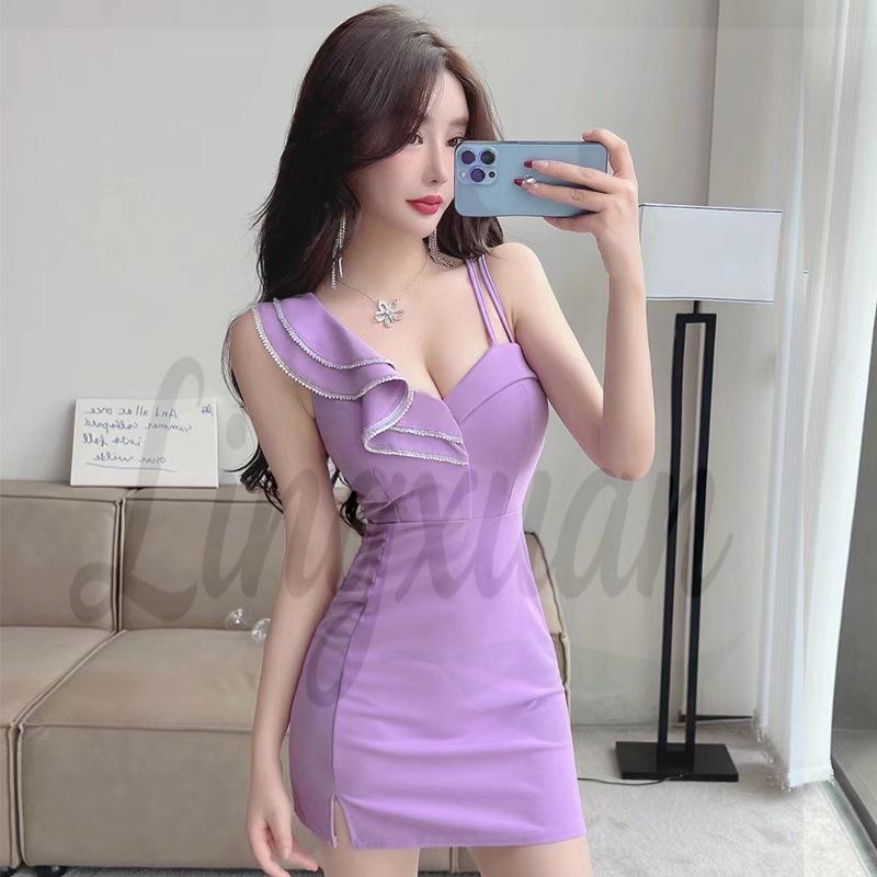 

Elegant One-Shoulder Backless Formal Dress - Slim-Fit, Cinched Waist, Slit Skirt Medium фіолетовий
