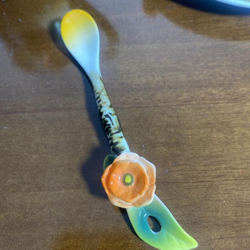 French Ceramic Coffee Cup and Saucer Three-Dimensional Embossed Flower Mug Afternoon Tea Flower Tea Mug Home Breakfast Milk Cup