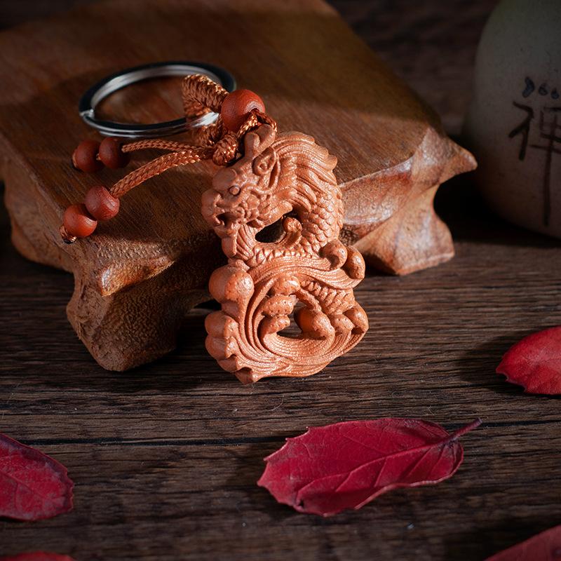 Chinese Style Keychain Peach Wood Zodiac Dragon Carving Pendant Car Key Backpack Decoration Good Luck Amulet