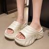 Fashion Flat Shoes Female Womens Slippers Outdoor Slides Pantofle Platform Beach 2025 Soft Summer Shoes Ladies' Slippers Summer Clogs Wo