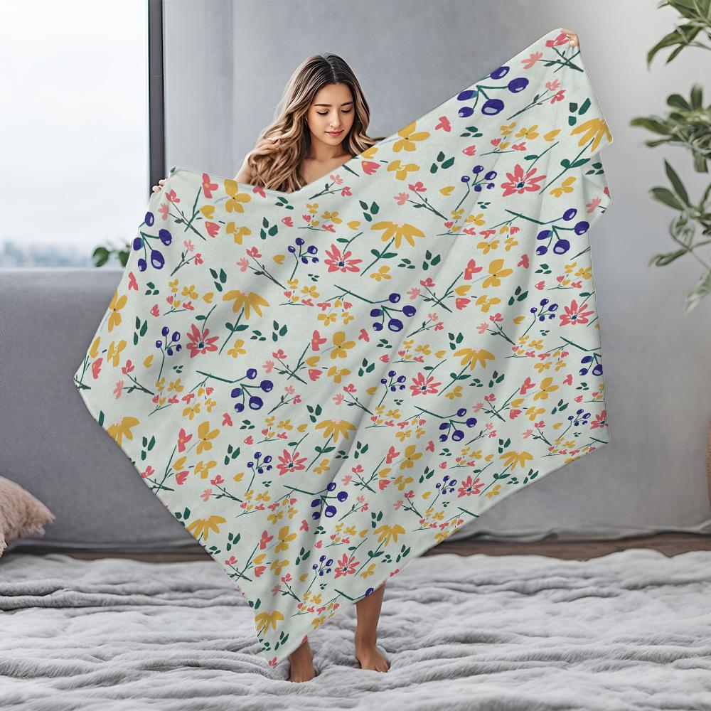 Floral Printed Soft Fleece Blanket Cute Small Throw Blanket for Kids Baby Girls Gift