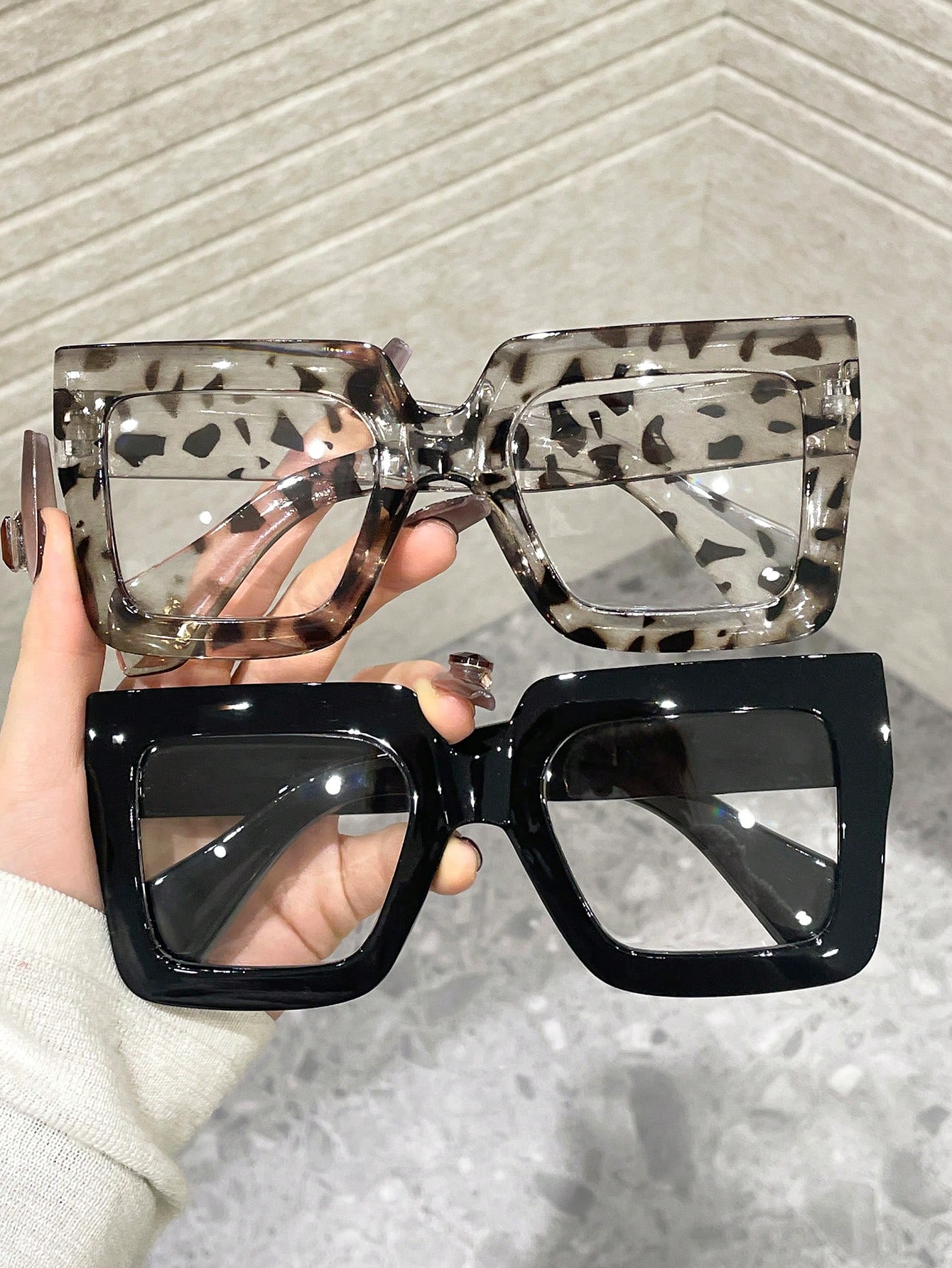 

2/3/4PCS Fashion Classic Square Clear Glasses For Trendy Women Daily Life Cool Men Reading Clothing Accessories.