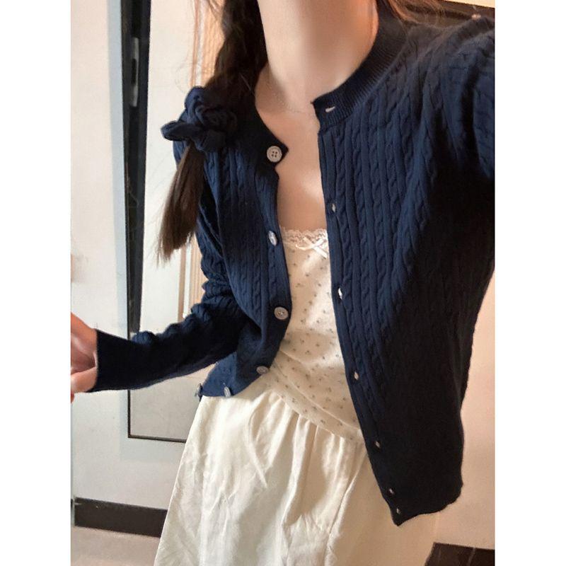 

Women s Retro Embroidered Knit Cardigan - Early Autumn 2023 Trendy Twist Short Jacket S 70-95 jin