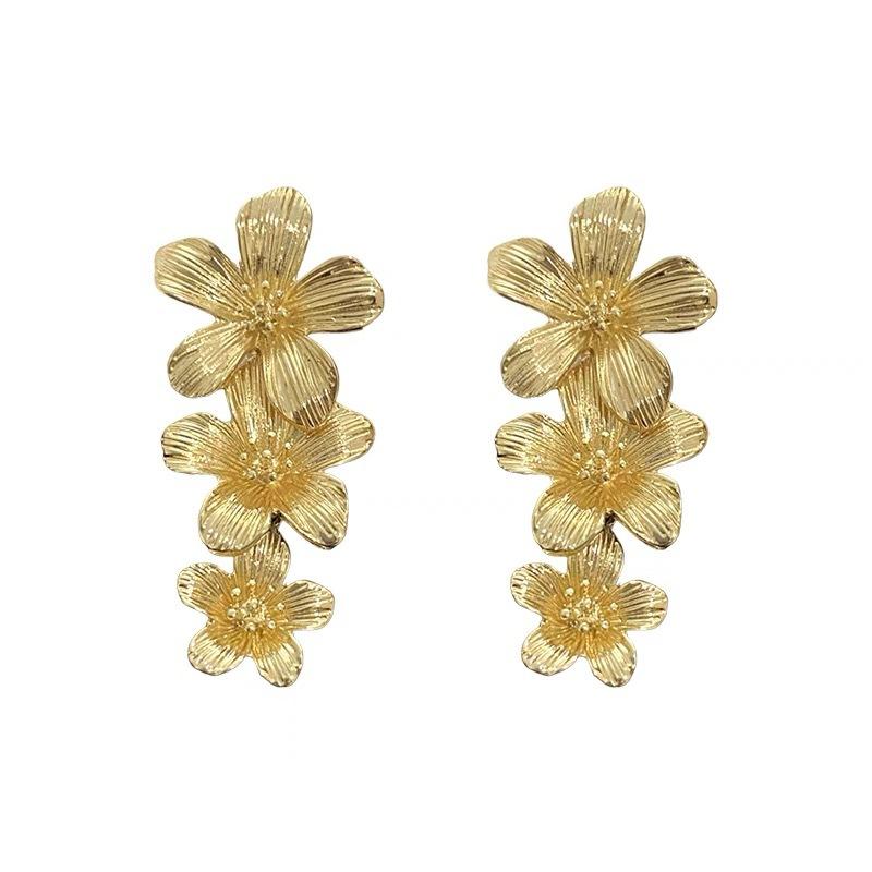 Vintage Large Flowers Dangle Earrings for Women Splicing Metal 3D Flowers Ear Pendant Statement Earrings Jewelry Accessories