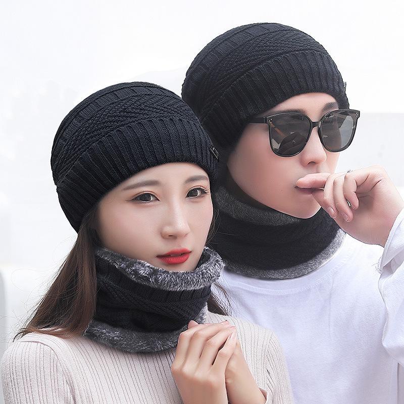 Men's Thick Knit Two-Piece Hat and Scarf Set – Warm Plus Velvet, Ear Protection for Outdoor Sports and Cycling