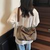Large-capacity Bag Women's New Retro and Old Commuter Messenger Bag Fashionable One-shoulder Portable Tote Bag