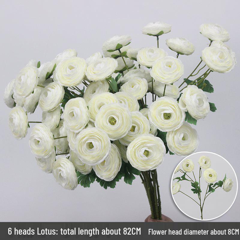 Weiße Blumendekoration für Hochzeiten Künstliche Straußornamente und Bogen-Requisiten