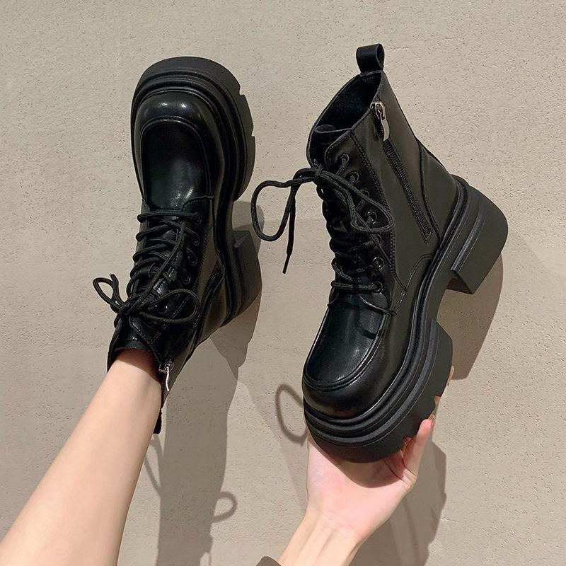 Women's Black Thick-Soled Martin Boots - 2025 Autumn British Style, Height-Increasing Round-Toe, Trendy and Versatile.