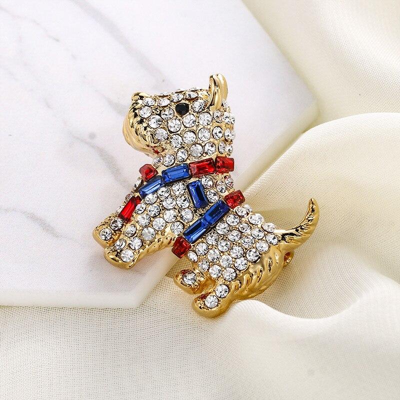 Blucome Rhinestone Small Dog Brooches For Women 2 Colors Available Animal Pin Fashion Bagpack Badages High Quality