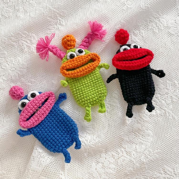Pull Out Car Keys Cases Bag Funny Cartoon Keychains Pouch Hand Knitting Keys Wallets Organizers for Women and Men