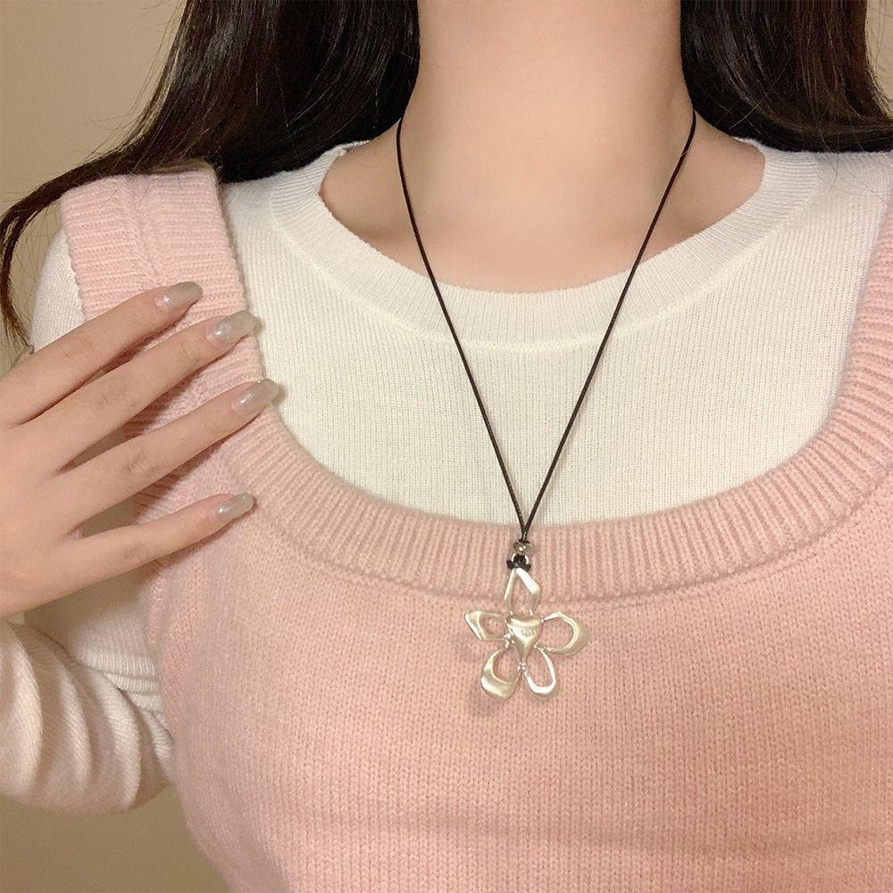 Y2K Long Chain Necklace Chain Sweater Chain Cute Metal Flower Necklace  Wedding