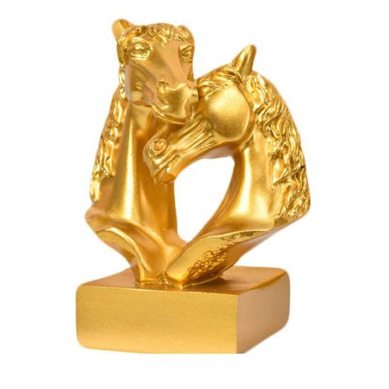 Doppelpferdekopf-Skulptur Harz Liebende Pferdefigur für Wohnzimmer Schlafzimmer Dekor Romantische Reiterstatue für Pferdeliebhaber Jubiläum