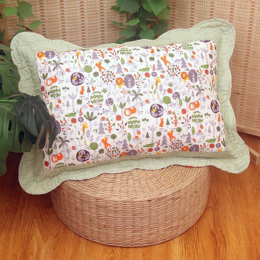 Soft and Comfortable Pillowcase Skin Friendly Breathable Fashionable Rustic Style Quilted Fabric Pillowcase Bedroom Decoration