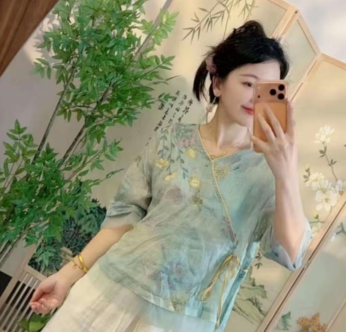 New Chinese style national style shirt women's new foreign style top diagonal placket is thin