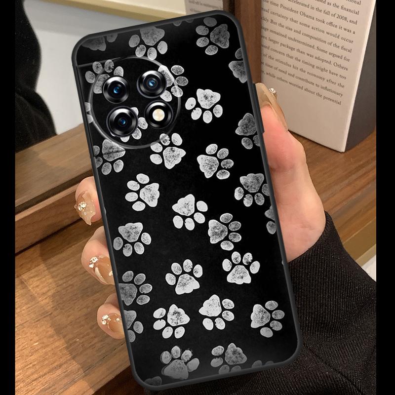 Dog Paw Case For OnePlus 15 13 12 11 10 15R 13R 12R 10T 13T OnePlus Nord 5 CE 4 3 Lite N20 N30 Cover