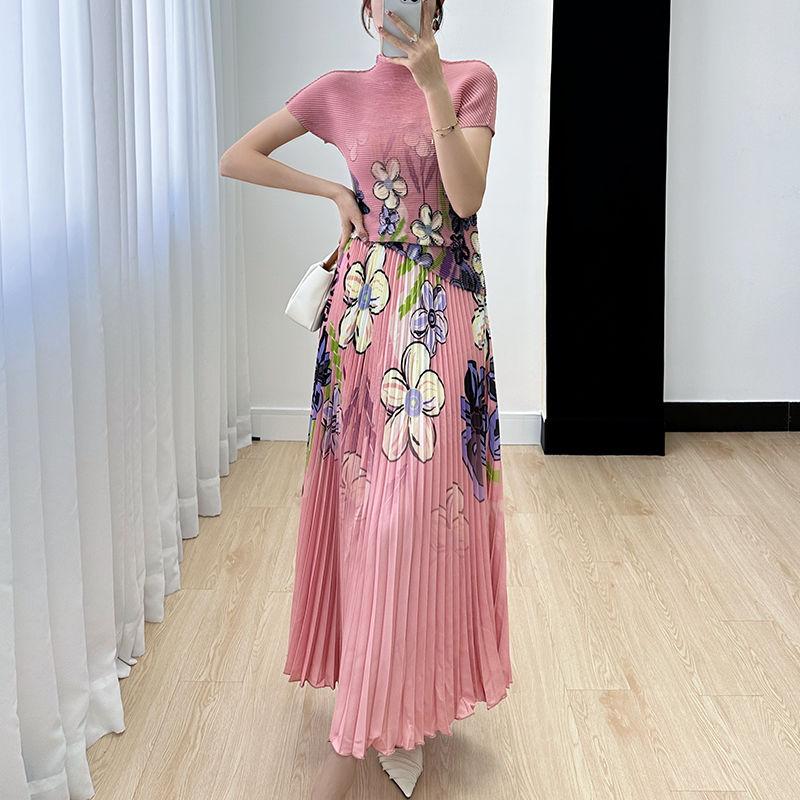 

Новый летний комплект топа с принтом в западном стиле, модный и утягивающий темперамент, комплект из двух частей плиссированной юбки One Size