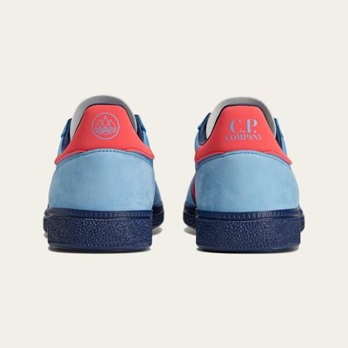 CP. Companie × adidas Originals Manchester Spezial Bărbați Albastru Deschis IH3312