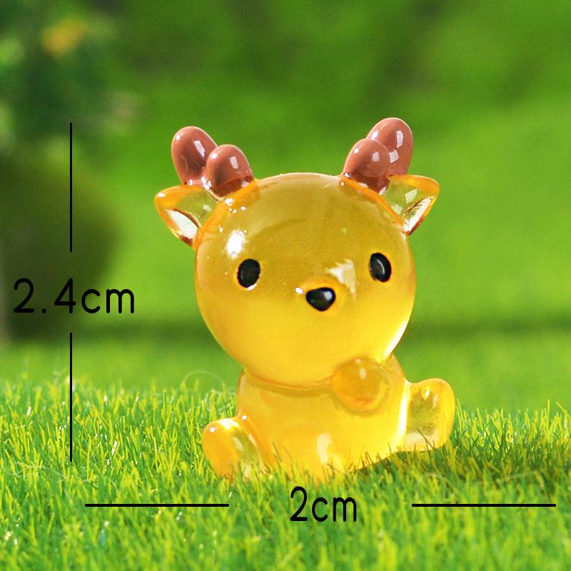 Micro-landscape Creative Simulation, Cute and Adorable Animal, Sika Deer, Garden Office, Home Desktop Decorations
