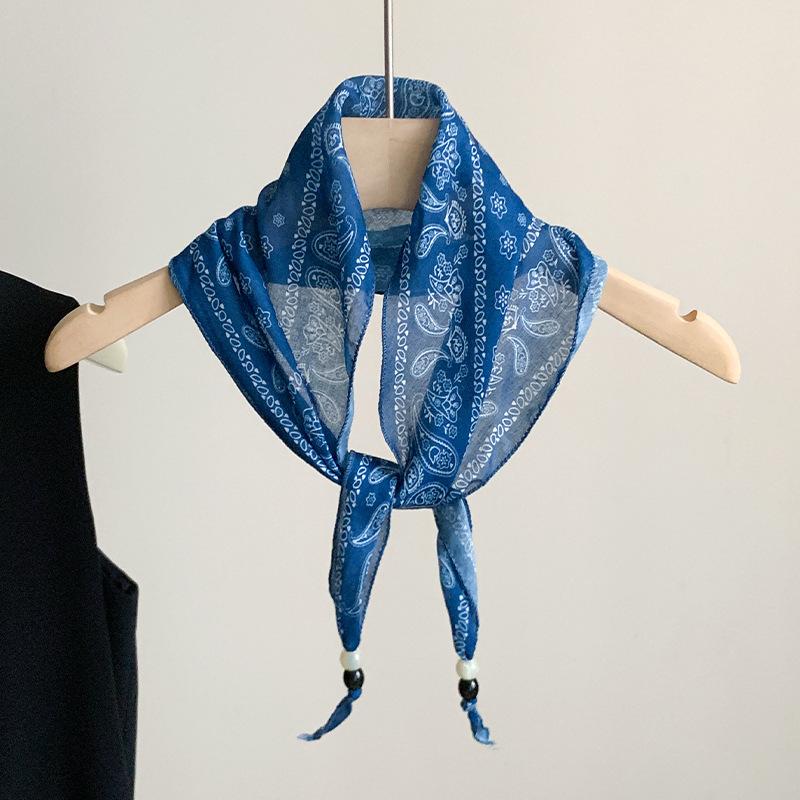 Hong Kong style retro versatile silk scarf fashion triangle scarf high sense elegant temperament accessories thin neck headscarf multi-purpose