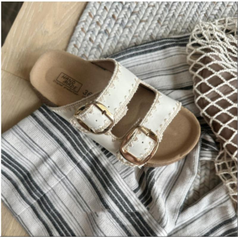 Muffin dicke Sohle Erhöhung coole Hausschuhe Damen neue Sommerkleidung ein Riemen mit lässige Strandschuhe Hausschuhe