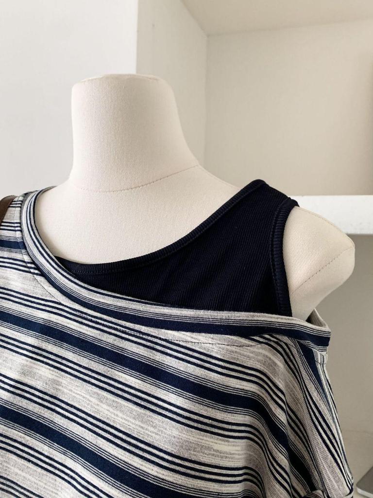 2025 Summer Women's Striped Off-Shoulder Long-Sleeve T-Shirt - Versatile, Simple, Slimming Top for Commute
