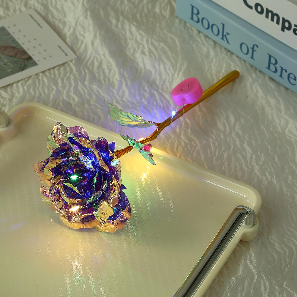 Valentine's Day Gold Foil Heart Rose Lamp - Creative Ornamental Gift