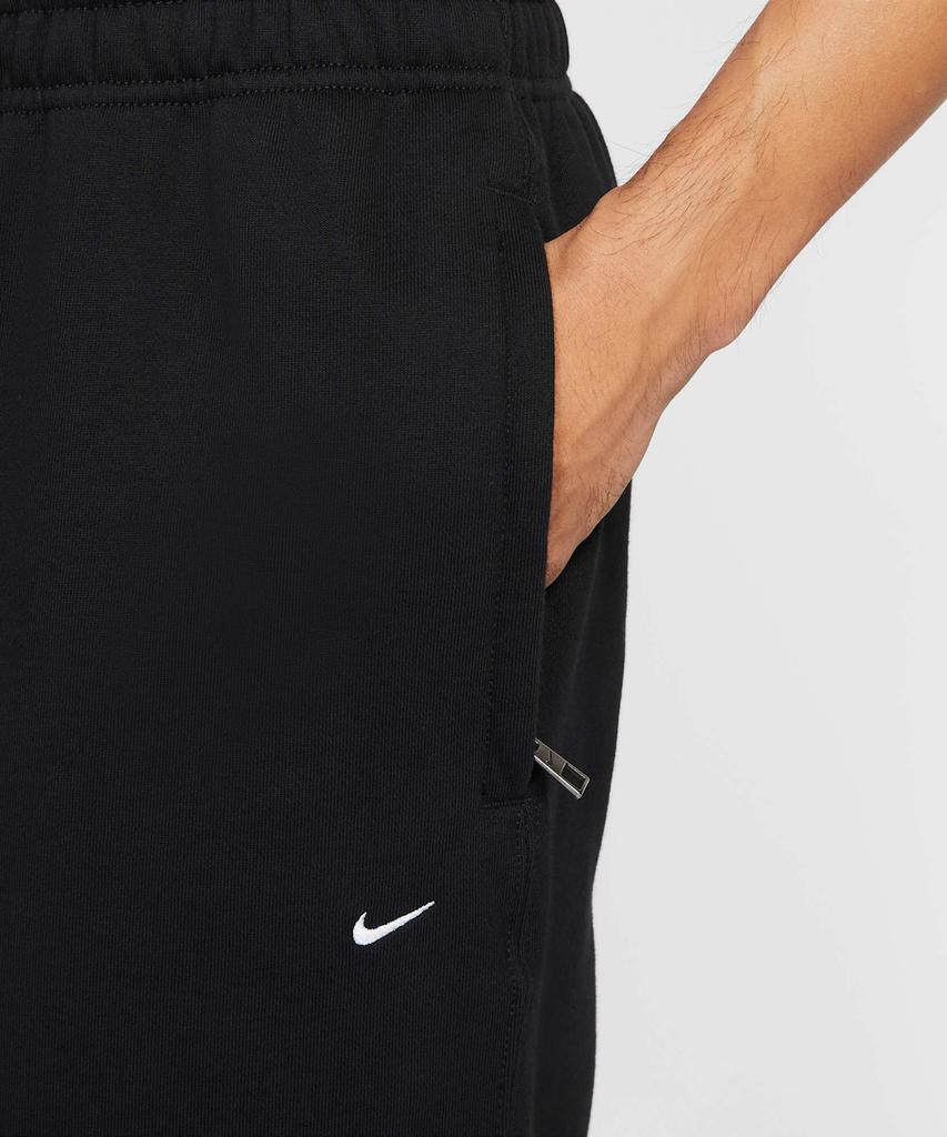 Nike Solo Swoosh Cuff Fleece Pants M - Black:Black:White / Hv1089-010