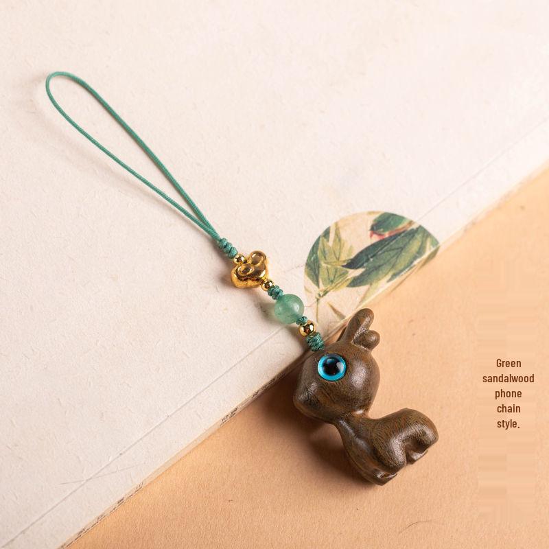 Deer Road Sandalwood Keychain: Cute Deer Pendant Lanyard for Phones - Creative Gift for Men & Women