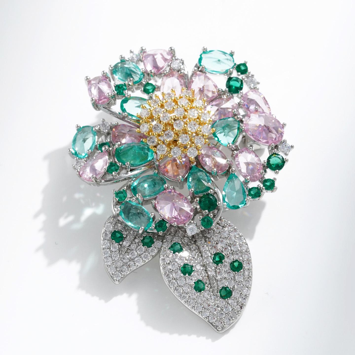 Bo Xin Yun Luxury Floral Brooch: Elegant High-End Fashion Accessory