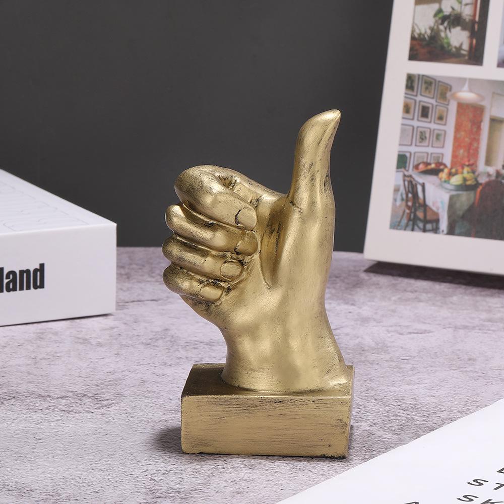 European Retro Resin Finger Ornaments for Living Room Decor