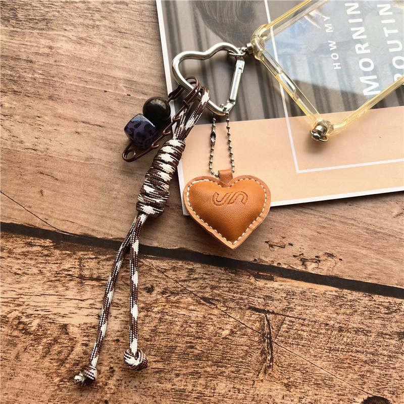 Lanyard DIY Lanyards Leather Heart Shape Keychain On the Phone Charms Alloy Hanging Chain Couple Bead Keyring Bag Decorate